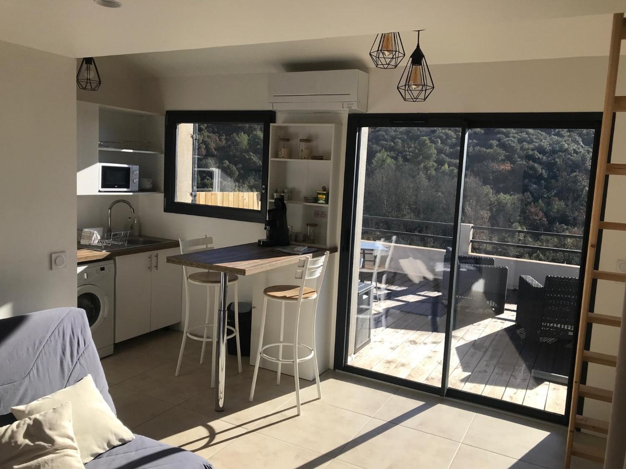 Studio Au Calme, Grande Terrasse Avec Vue Vallee Ginasservis Εξωτερικό φωτογραφία